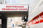 Раненную школьником в Петербурге учительницу из Янино стабилизировали