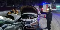 В Лодейном Поле в лобовую столкнулись «Лада» и «Пежо» - ЛенТВ24