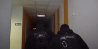 Полиция провела масштабный рейд в хостеле в Репино - 47Channel.Ru