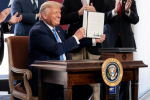 Нобелевский комитет о переданной Трампу премии мира:  медаль передать можно, титул нет