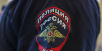 В Выборге не дали обмануть пенсионера. Курьеру мошенников подсунули муляж и поймали - 47 новостей