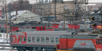 У полыхавшей электрички в Петербурге нашли рюкзак и канистру - 47 новостей