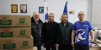 Очередная партия гуманитарной помощи была передана в офис благотворительного фонда «Зa наших» - Единая Россия