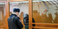 Сержант полиции из Волхова на шесть лет в колонии за то, что через балкон залез к обидчику матери - 47 новостей