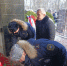 На Серафимовском кладбище почтили память пожарных, погибших при пожаре в гостинице «Ленинград» - Online47.Ru