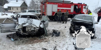 В лобовой аварии в Лужском районе погиб один человек, еще два пострадали - 47Channel.Ru