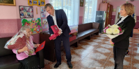 В Ленобласти поздравили с 90-летием Надежду Николаевну Валашину - 47Channel.Ru