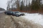 С места аварии на "Нарве" госпитализировали водителя BMW