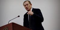 Александр Дрозденко поздравил работников ЖКХ с профессиональным праздником - Online47.Ru