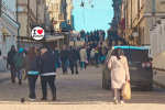 Вот что неизменно. В Выборге только потеплело, и сразу приехали туристы - фото