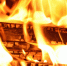 В Межозерном огнеборцы эвакуировали 33 человека из охваченного пламенем дома - ЛенТВ24