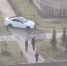 Белый Lexus с московскими номерами прокатился по пешеходной зоне в Мурино - 47 новостей