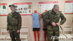 В военкомате Ленобласти проводили в армию 1,5 тыс. новобранцев