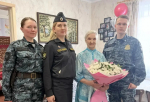 Судебные приставы поздравили ветеранов в двух районах Ленобласти с Днем Победы