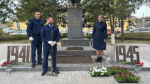 Следователи Гатчины благоустроили братскую могилу героев в Вырице