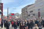 По Невскому проспекту в Петербурге пошел «Бессмертный полк»