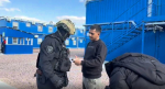 Полиция и Росгвардия провели масштабный рейд в стройгородках Усть-Луги