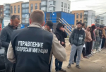 Полиция и Росгвардия провели масштабный рейд на стройках Петербурга