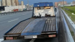 В Петербурге задержали подозреваемых в угоне автомобиля с помощью эвакуатора