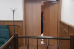 Суд в Петербурге отправил под арест парней, обвиняемых в участии в экстремистском сообществе. Они били фаллоимитатором за взгляды