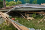 Двое рабочих пострадали при обрушении хозпостпройки в Лужском районе