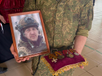 В Лодейнопольском районе простились с погибшим в зоне СВО Дмитрием Назаровым
