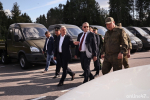 Фоторепортаж: как Ленобласть передала Минобороны еще одну крупную партию машин и спецтехники