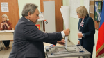 Глава ЛАЭС Владимир Перегуда проголосовал на выборах-2026