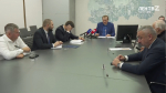Жители Ленобласти пожаловались губернатору на автобус, темноту и 4 км до остановки